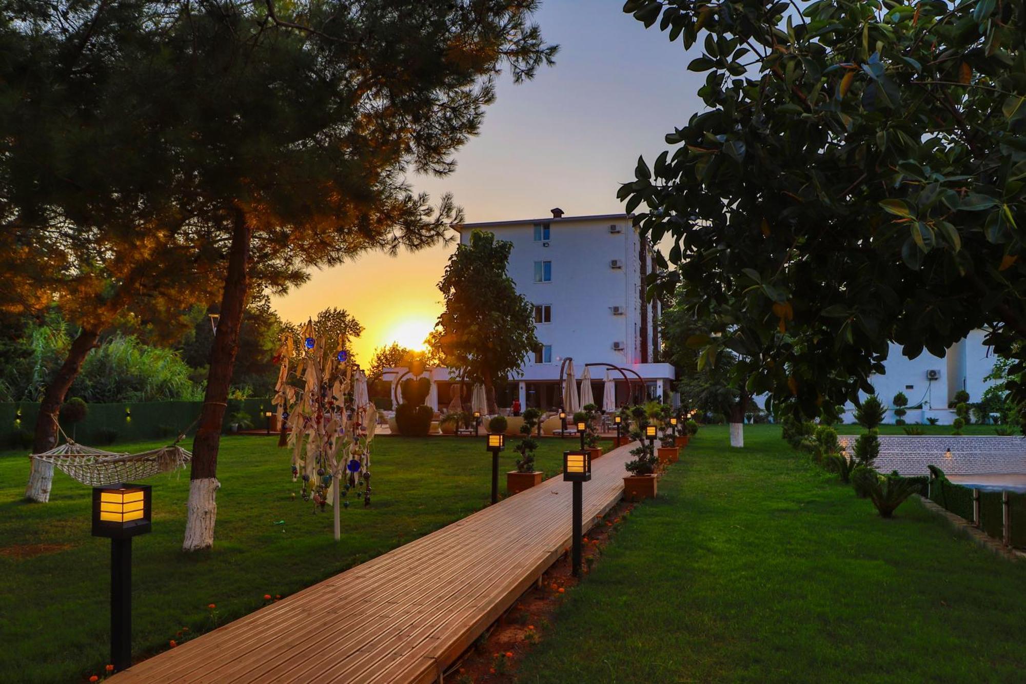 Lara Garden Hotel Анталия Екстериор снимка