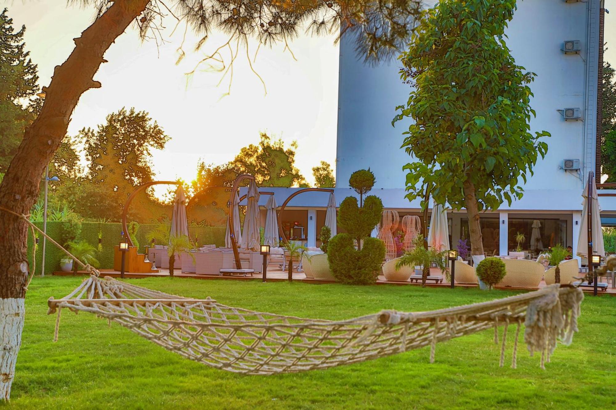 Lara Garden Hotel Анталия Екстериор снимка